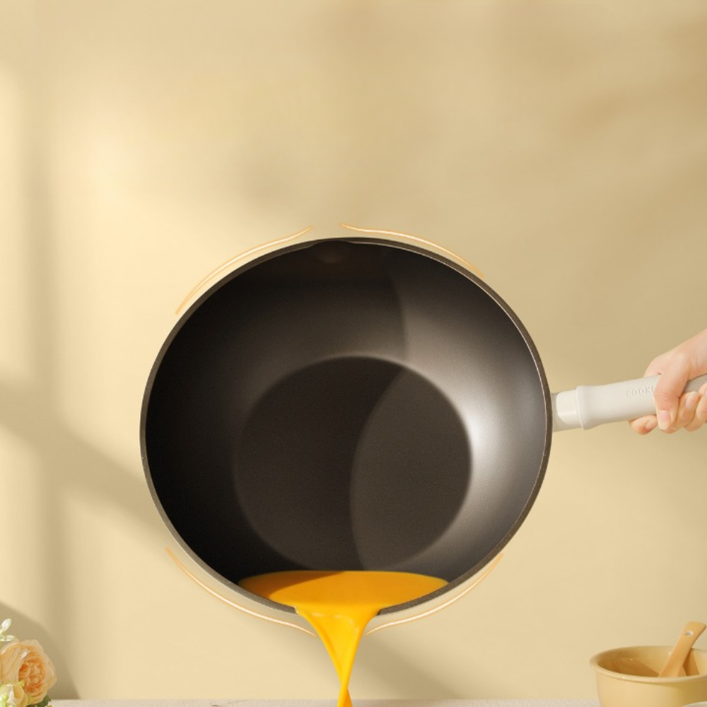 Cooker King White Titanium Wok 30cm