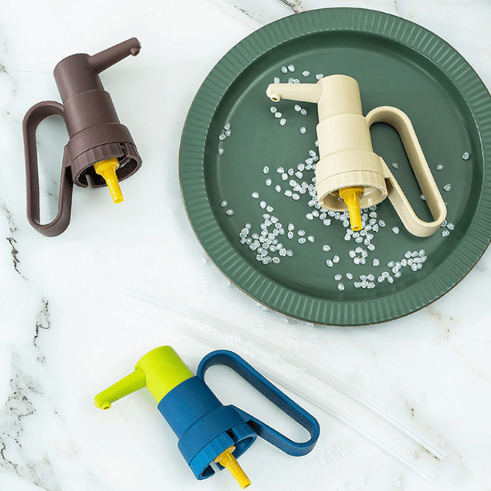 Robo Luigi Oyster Sauce Squeezer Sauces Dispenser Head White